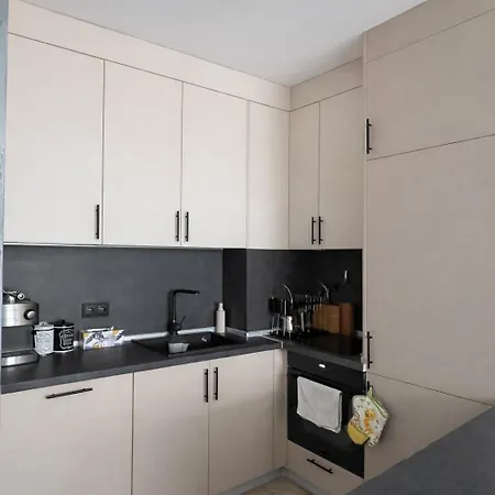 Mona Boutique With Parking Manastirski Livadi Апартамент София