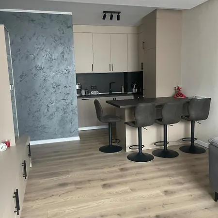 Mona Boutique With Parking Manastirski Livadi Апартамент София